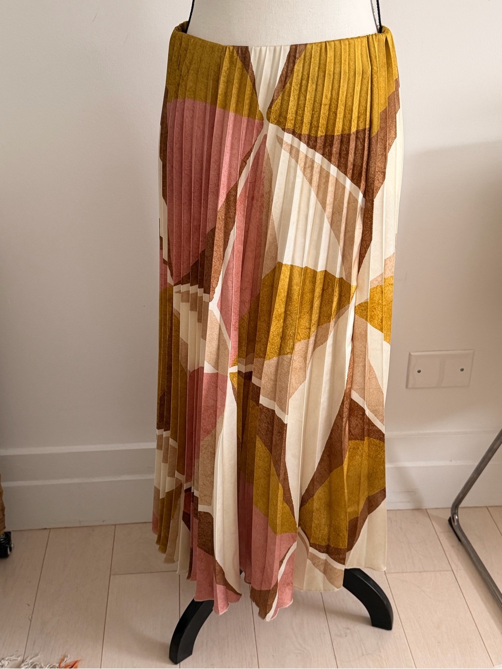 Zara Pleated Midi Skirt in Mustard, Pink & Cream